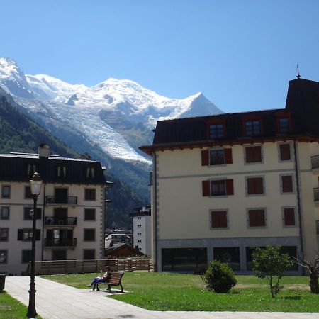 4-Star Apartments In Chamonix Centre With Free Private Parking Exterior photo